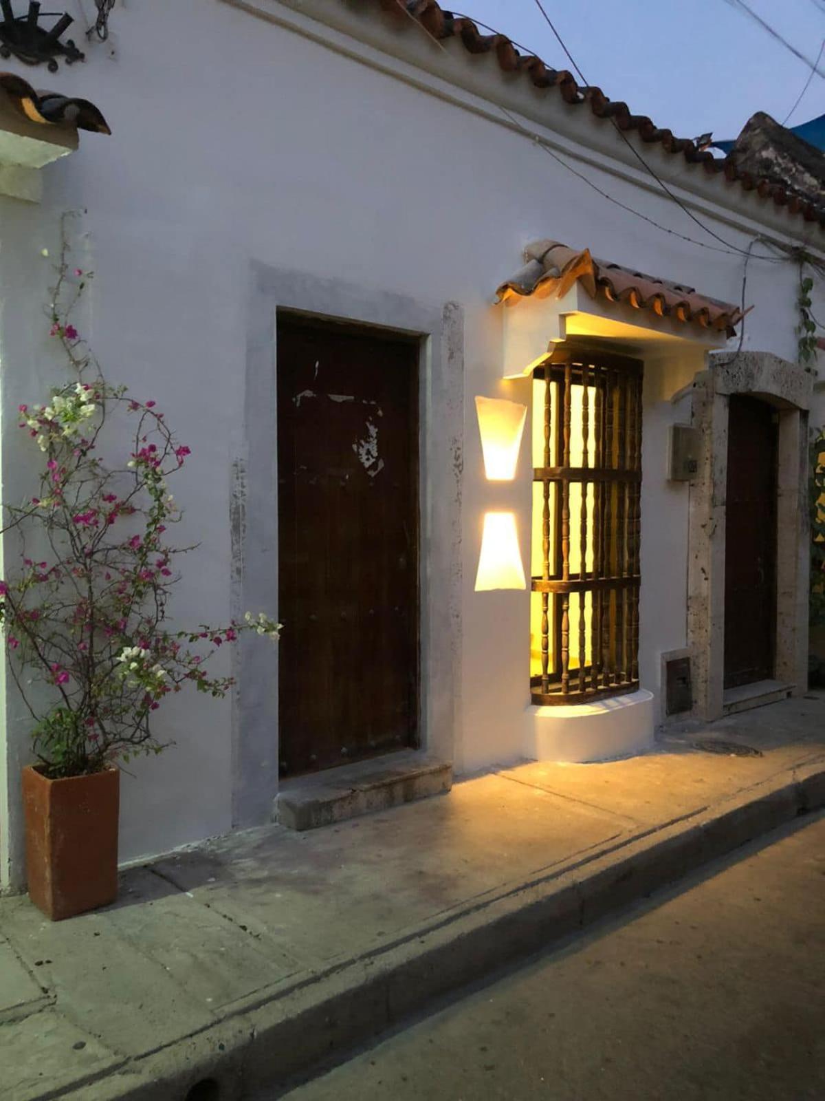 Sallena Casa Host Pensión *